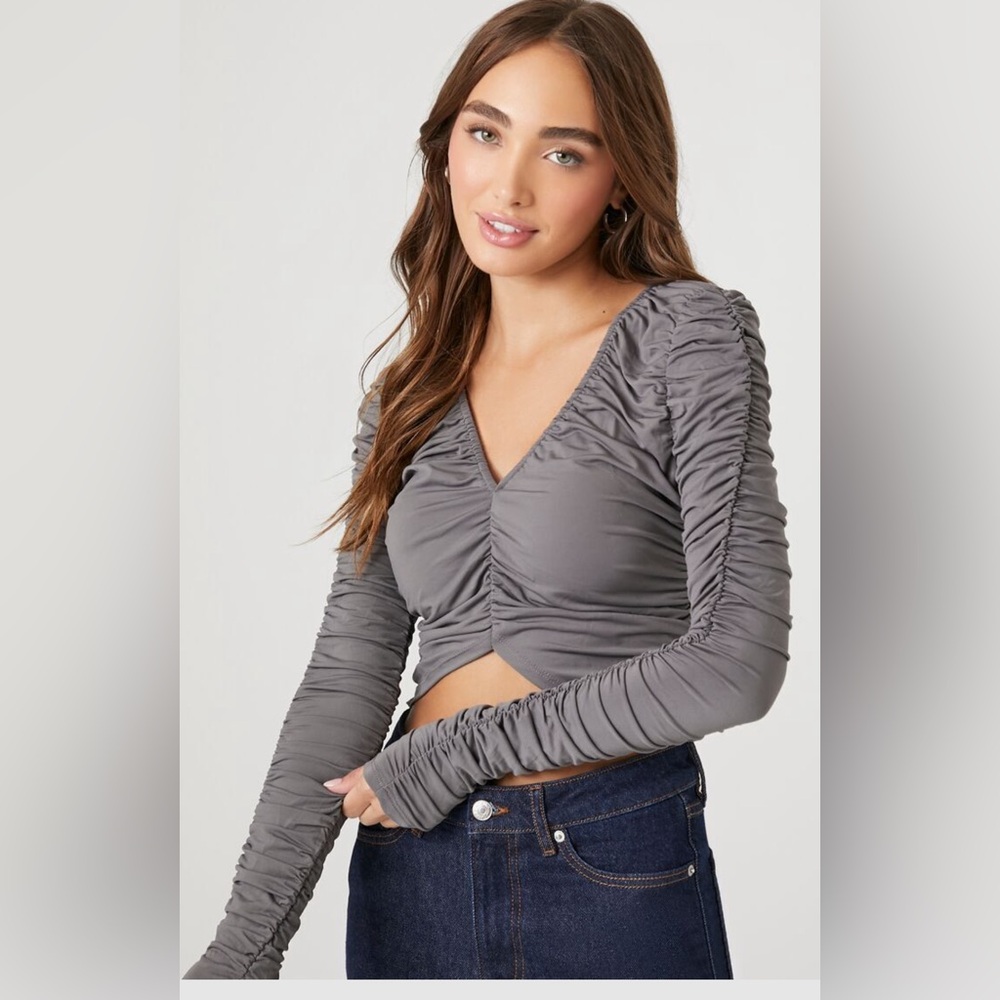 Super stretchy grey top